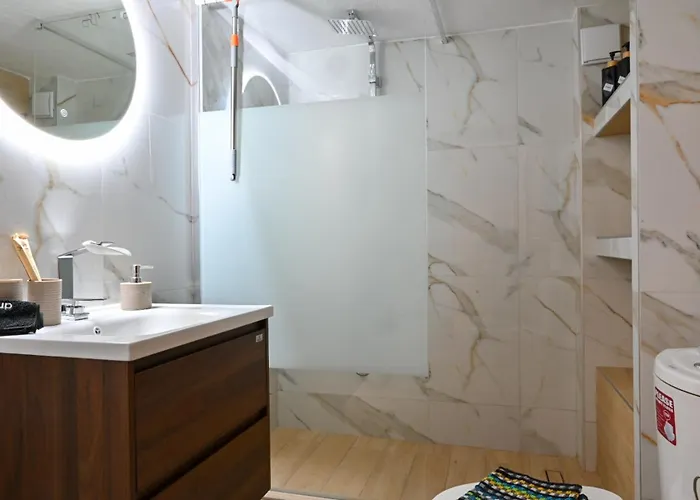 Aphrodite 's Cozy House *