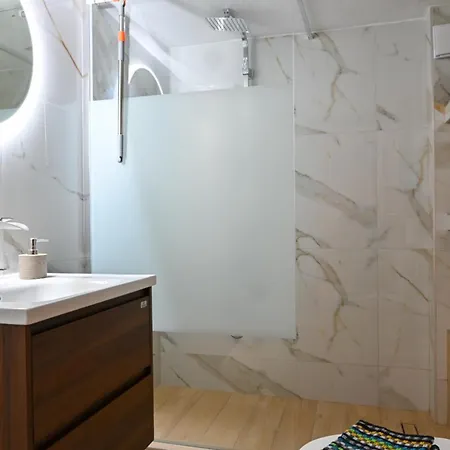 Aphrodite 's Cozy House *